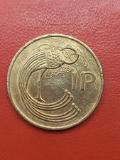An IRISH 1971 PENNY 1p coin